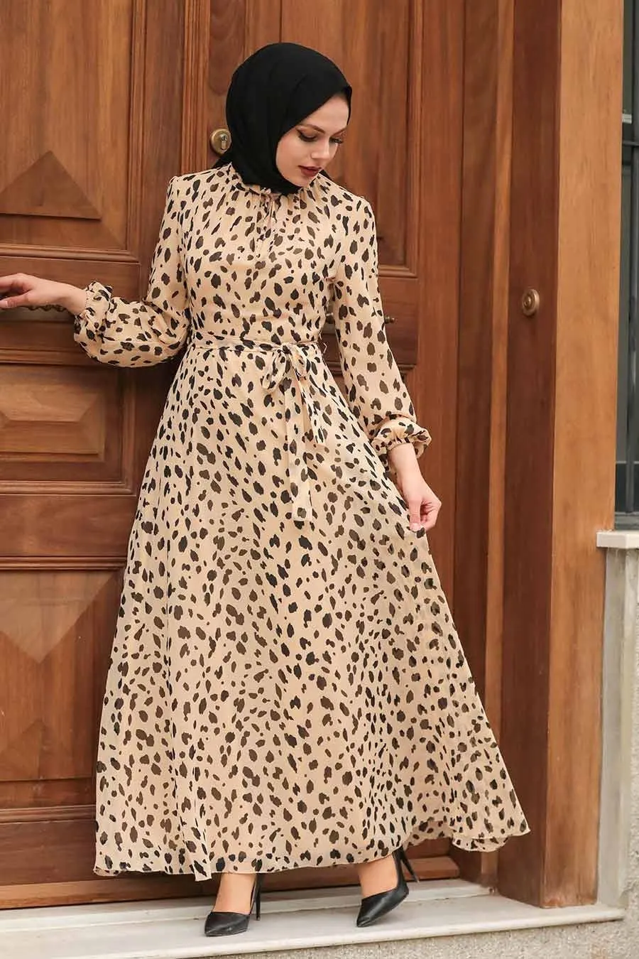 Spotted Long Sleeve Maxi Dress